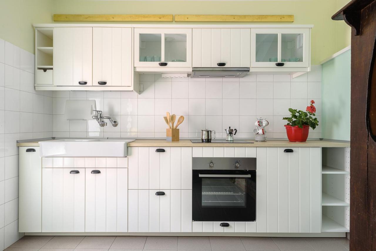 The Montevecchia Home - Frida Apartment Ngoại thất bức ảnh